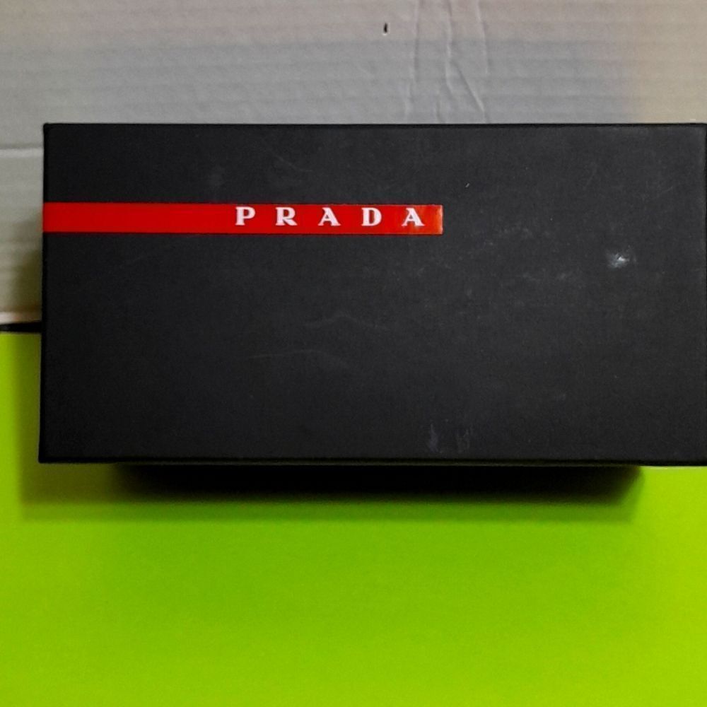 Prada Box 3.5" x 7"...